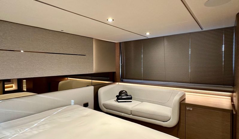 Princess V55 Model Year 2022 full