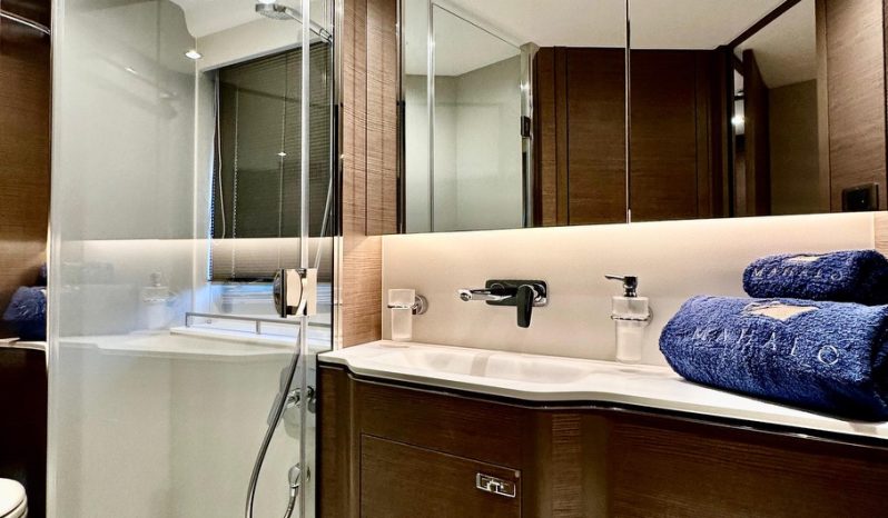 Princess V55 Model Year 2022 full