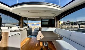 Princess V55 Model Year 2022