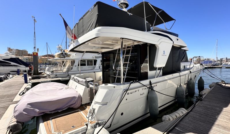 Beneteau Swift Trawler 41 Fly full
