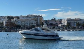 Pershing 52