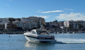 Pershing 52