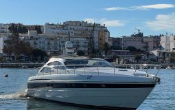 Pershing 52