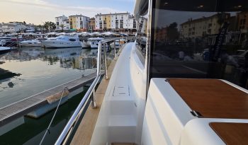 Azimut Magellano 53 full