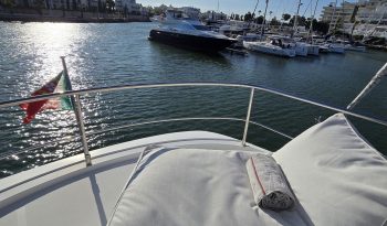 Azimut Magellano 53 full