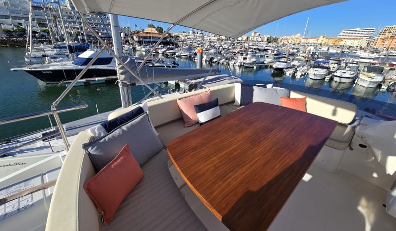 Azimut Magellano 53 full