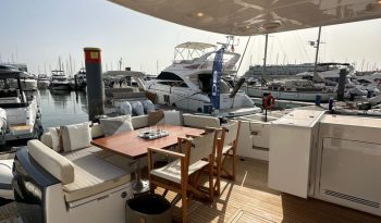 Azimut Magellano 53 full