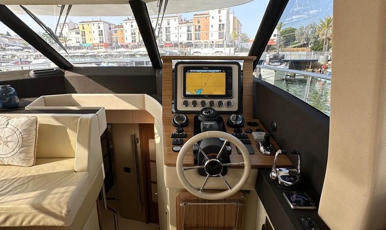 Azimut Magellano 53 full