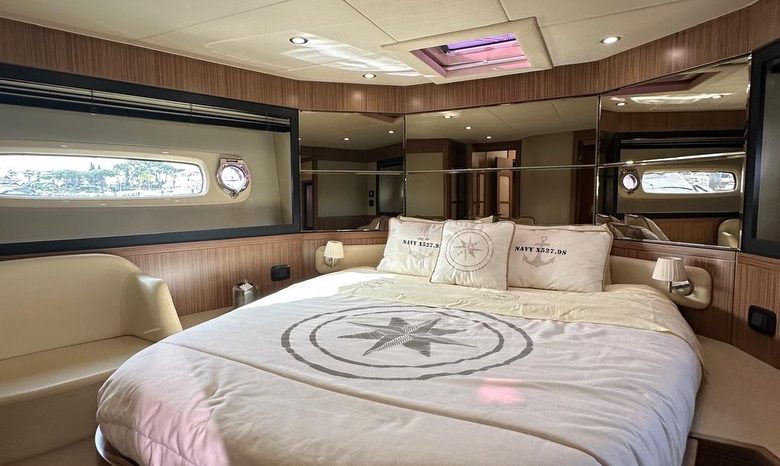 Azimut Magellano 53 full