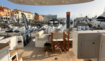 Azimut Magellano 53 full