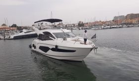 SUNSEEKER MANHATTAN 52