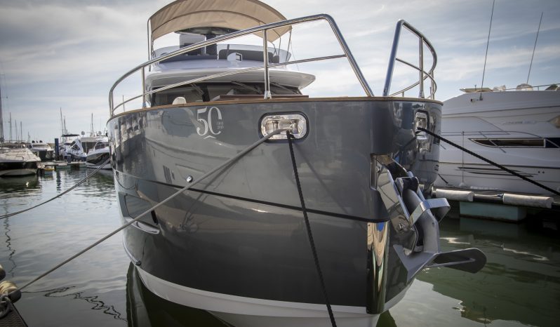 Azimut Magellano 53 full