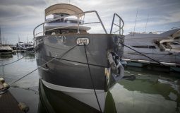 Azimut Magellano 53