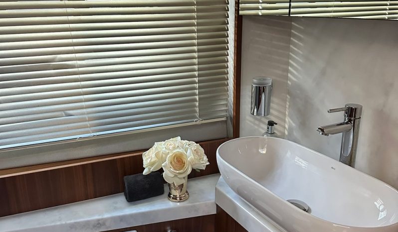 SUNSEEKER MANHATTAN 52 full