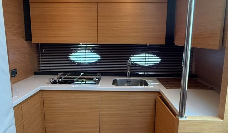 Atlantis 50×4 – 51.1 ft full
